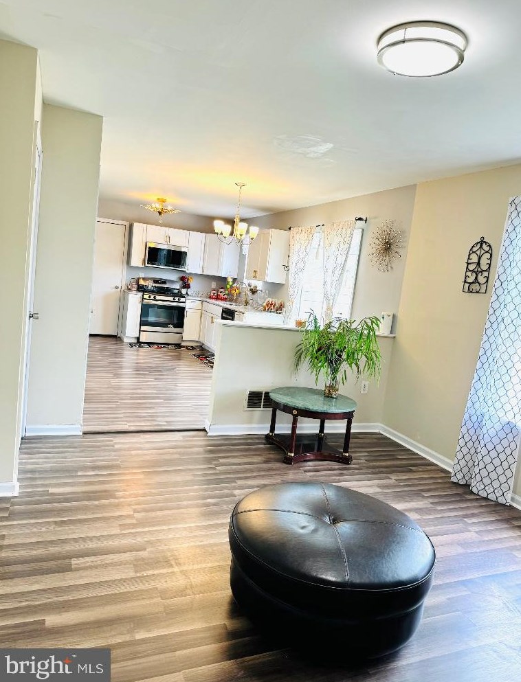 753 Staghorn Dr, New Castle DE  19720-7652 exterior