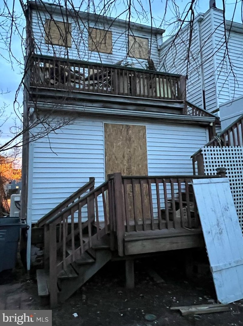107 Clinton St, Delaware City, DE 19706