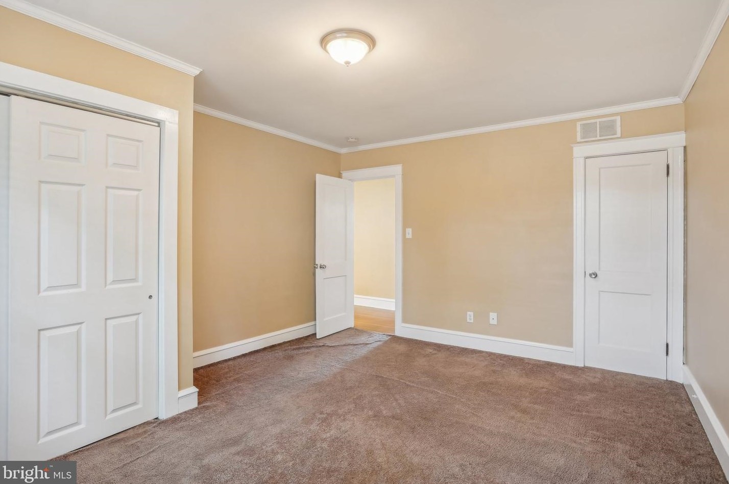 19 39 St, Wilmington DE  19802-2332 exterior