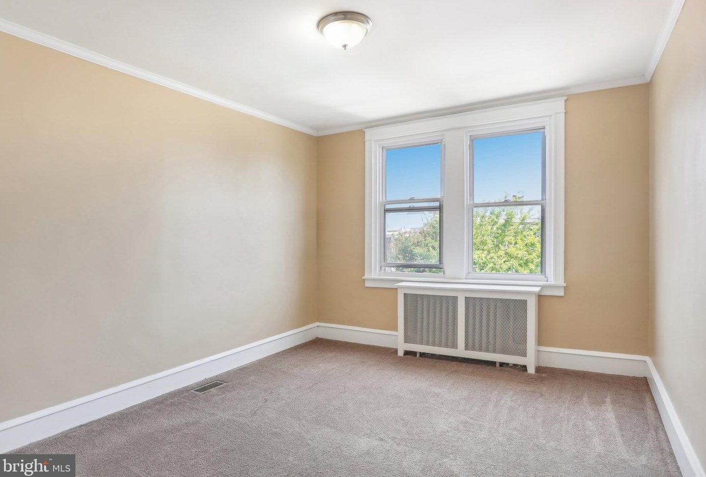 19 39 St, Wilmington DE  19802-2332 exterior