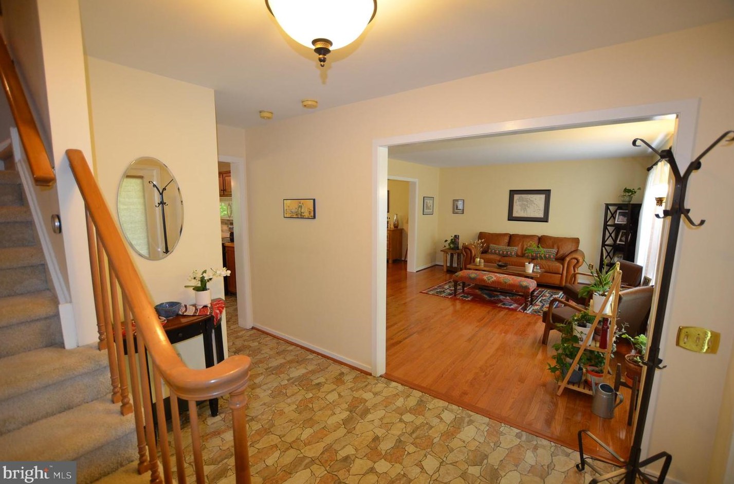 131 Fairhill Dr, Wilmington DE  19808-4310 exterior