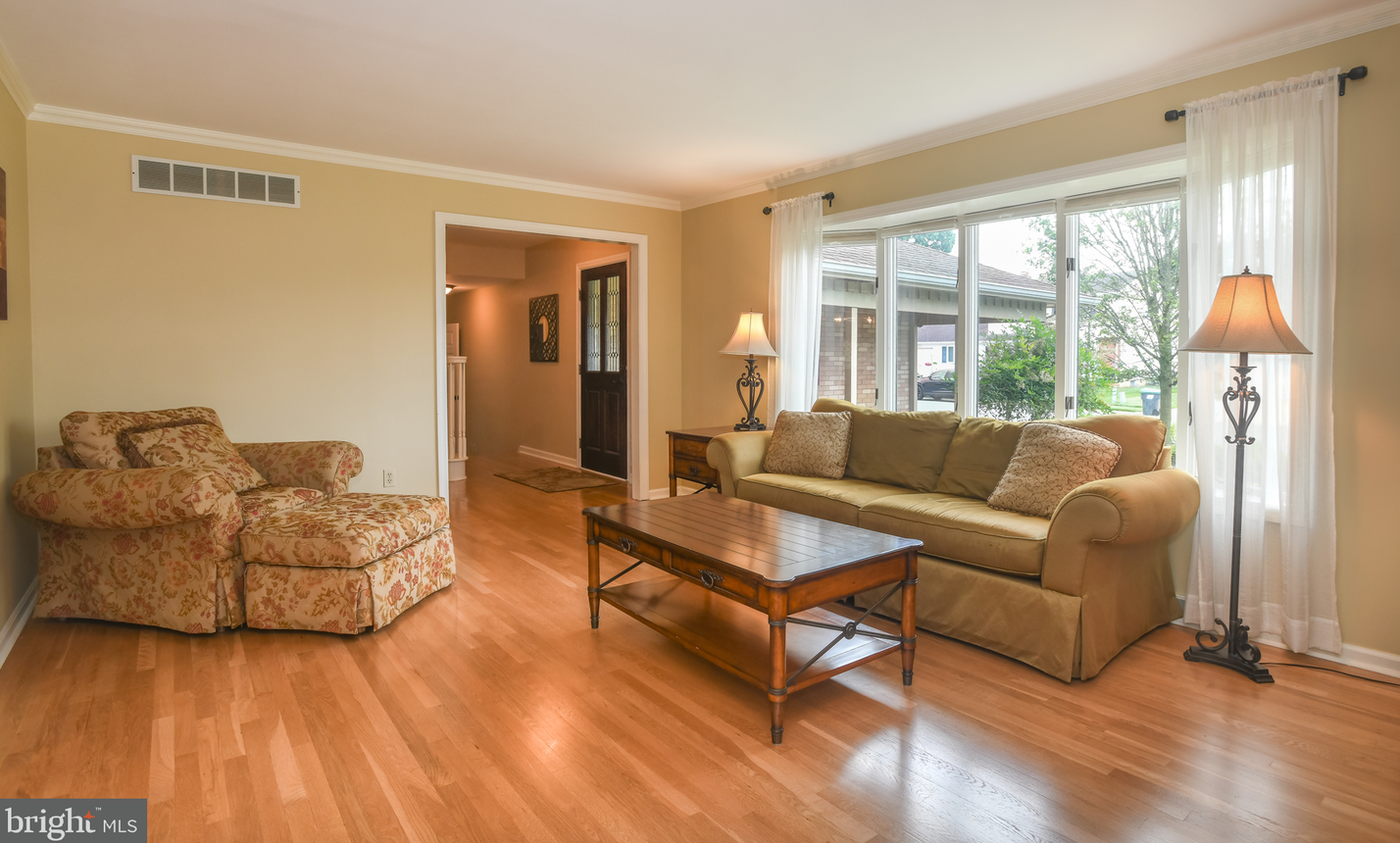 1130 Elderon Dr, Wilmington, DE 19808