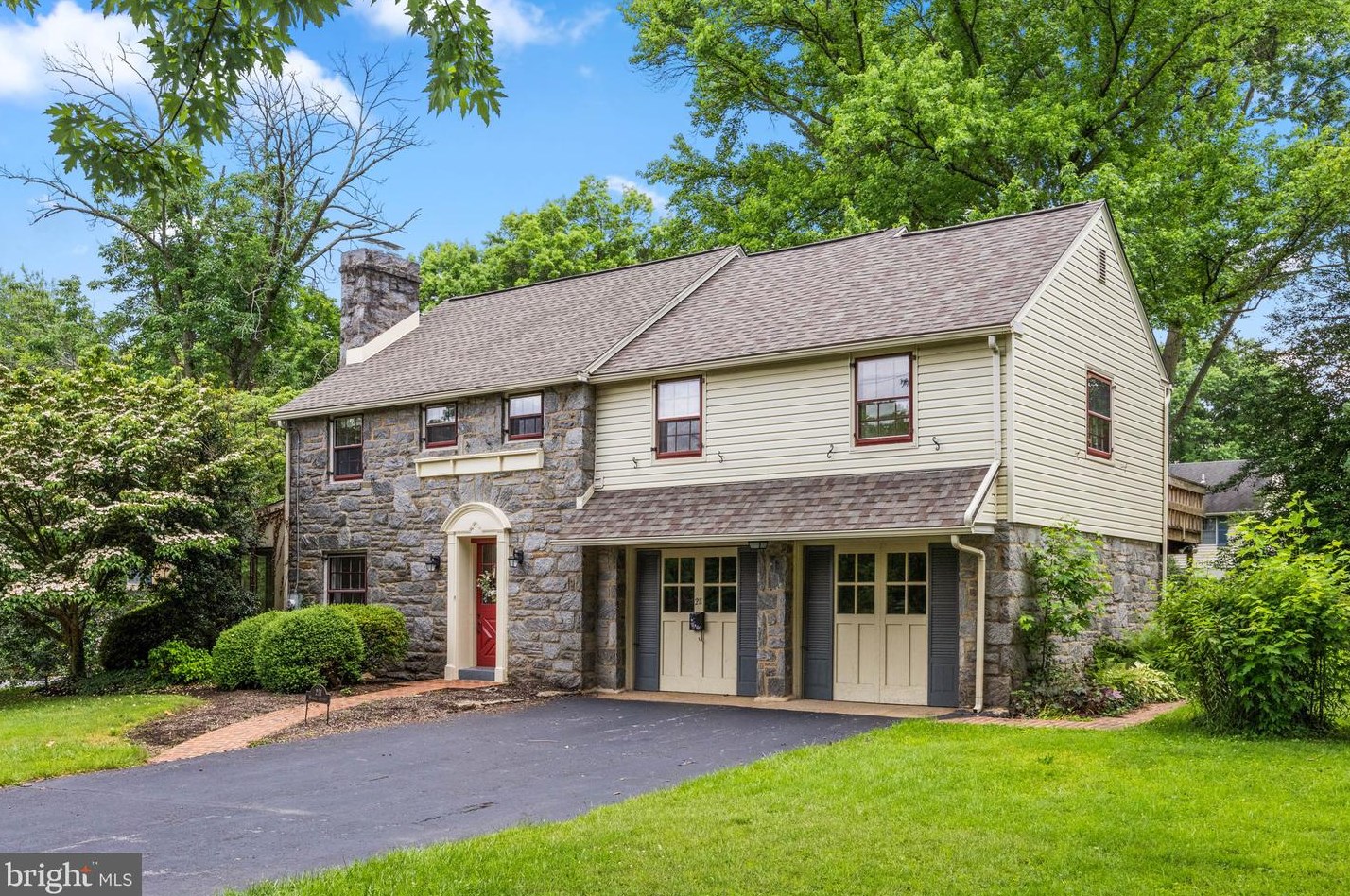 211 Harker Ave, Wilmington, DE 19803-4913