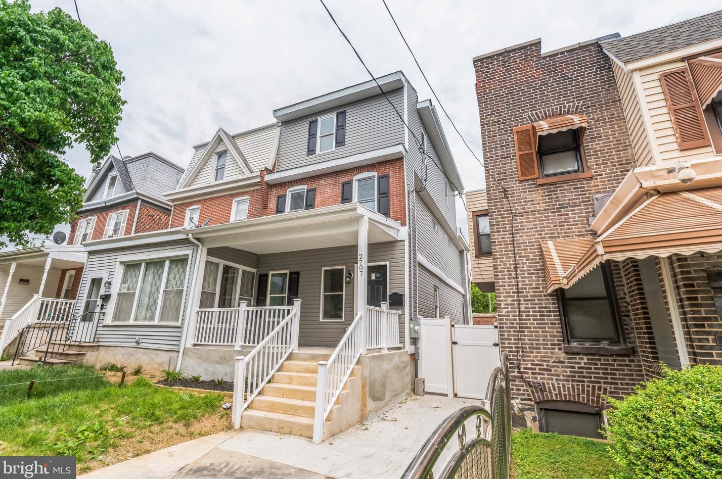 2707 Tatnall St, Wilmington, DE 19802-3527