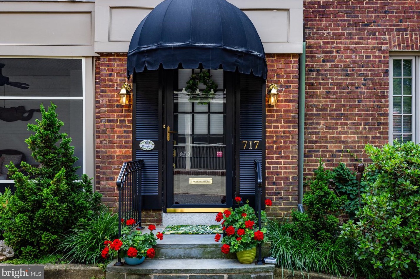 717 Nottingham Rd, Wilmington, DE 19805