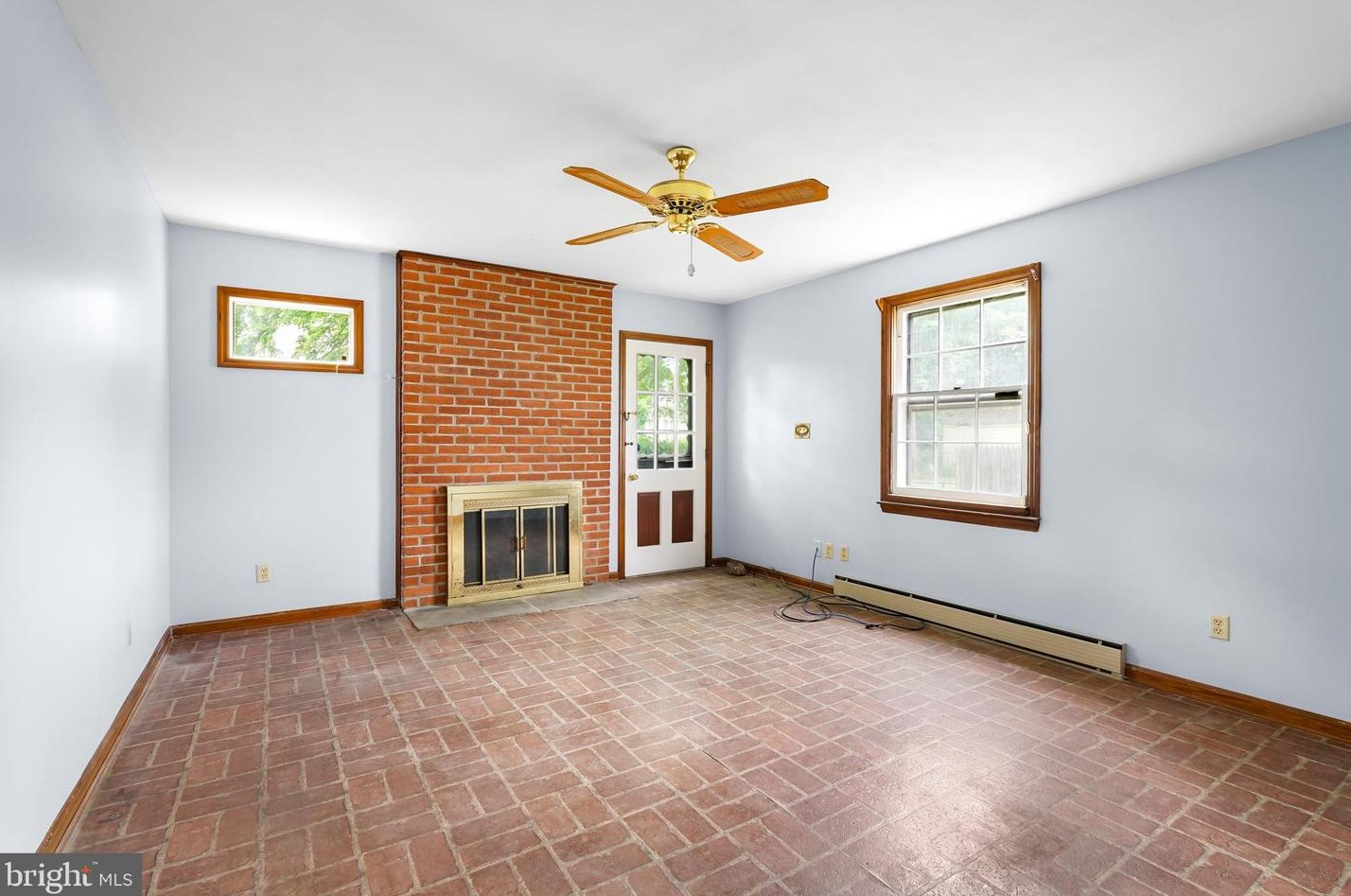 601 Orchard Dr, Wilmington, DE 19803-2325