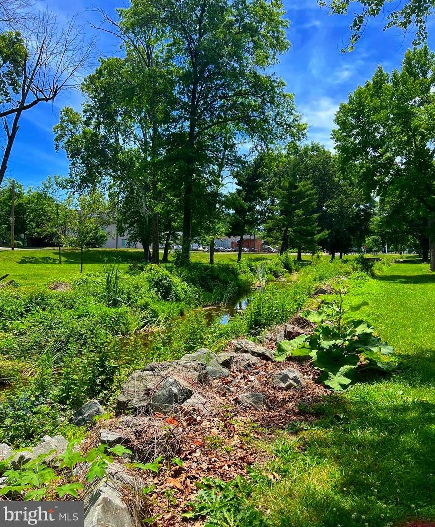 414 W Matson Run Pkwy, Wilmington, DE 19802