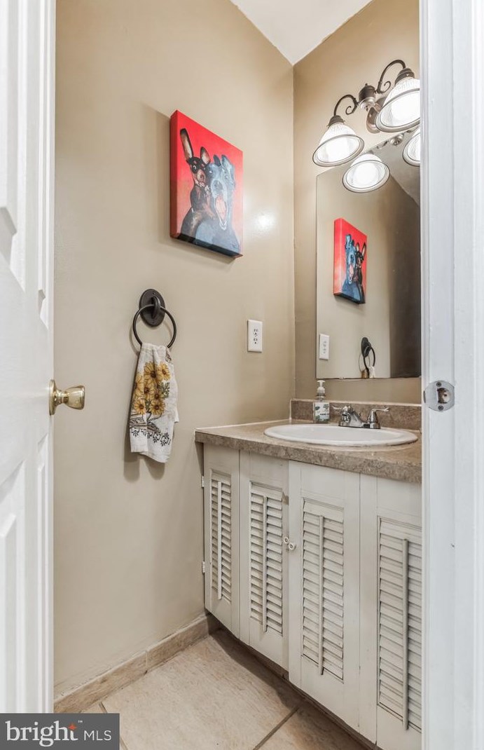 5816 Pepper Ridge Ct, Wilmington, DE 19808