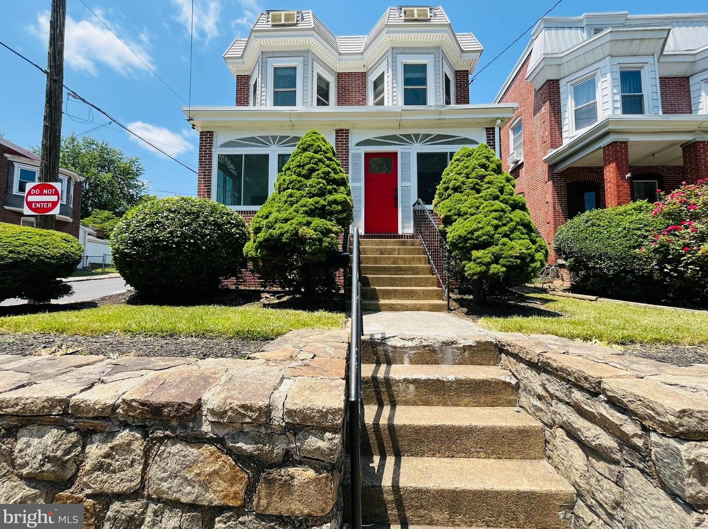 515 Broom St, Wilmington, DE 19805-4209