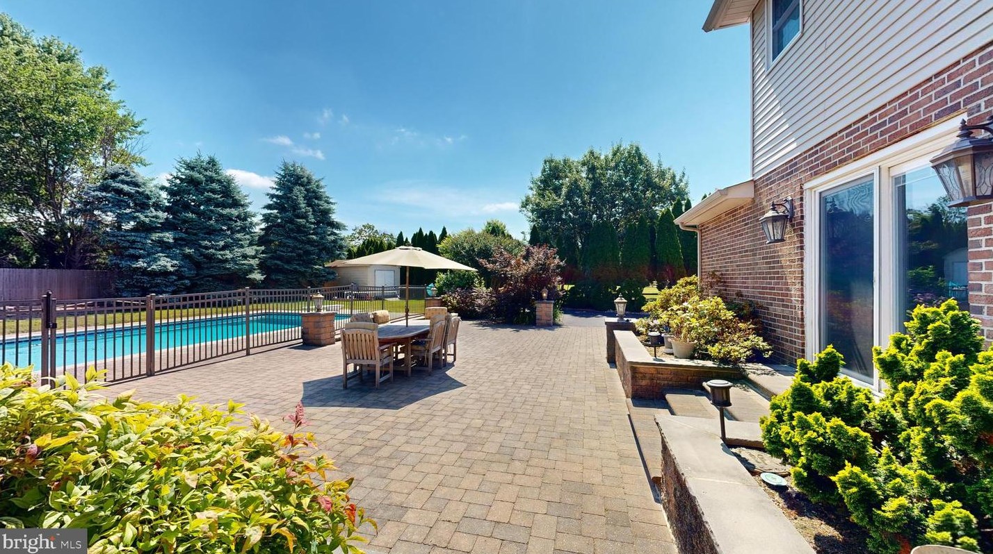 138 Matthew Dr, Bear, DE 19701