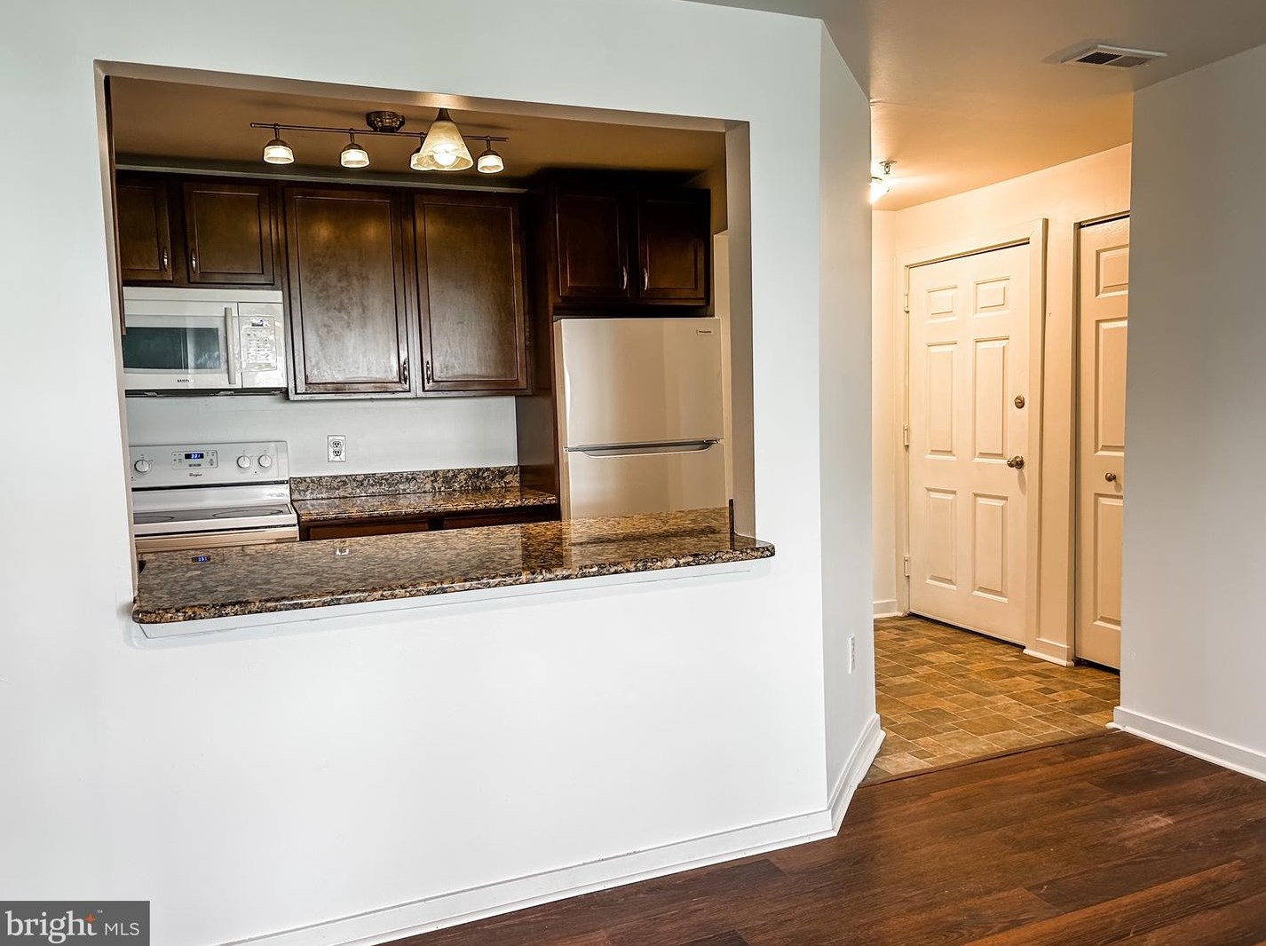 1025 N Madison St #206, Wilmington, DE 19801