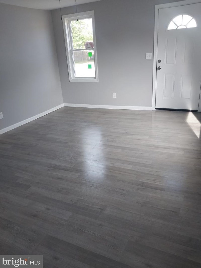 1 Harvey Pl, Wilmington, DE 19805