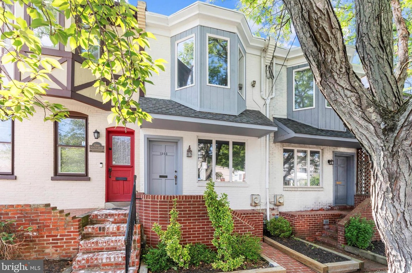 1303 Scott St, Wilmington, DE 19806-4023