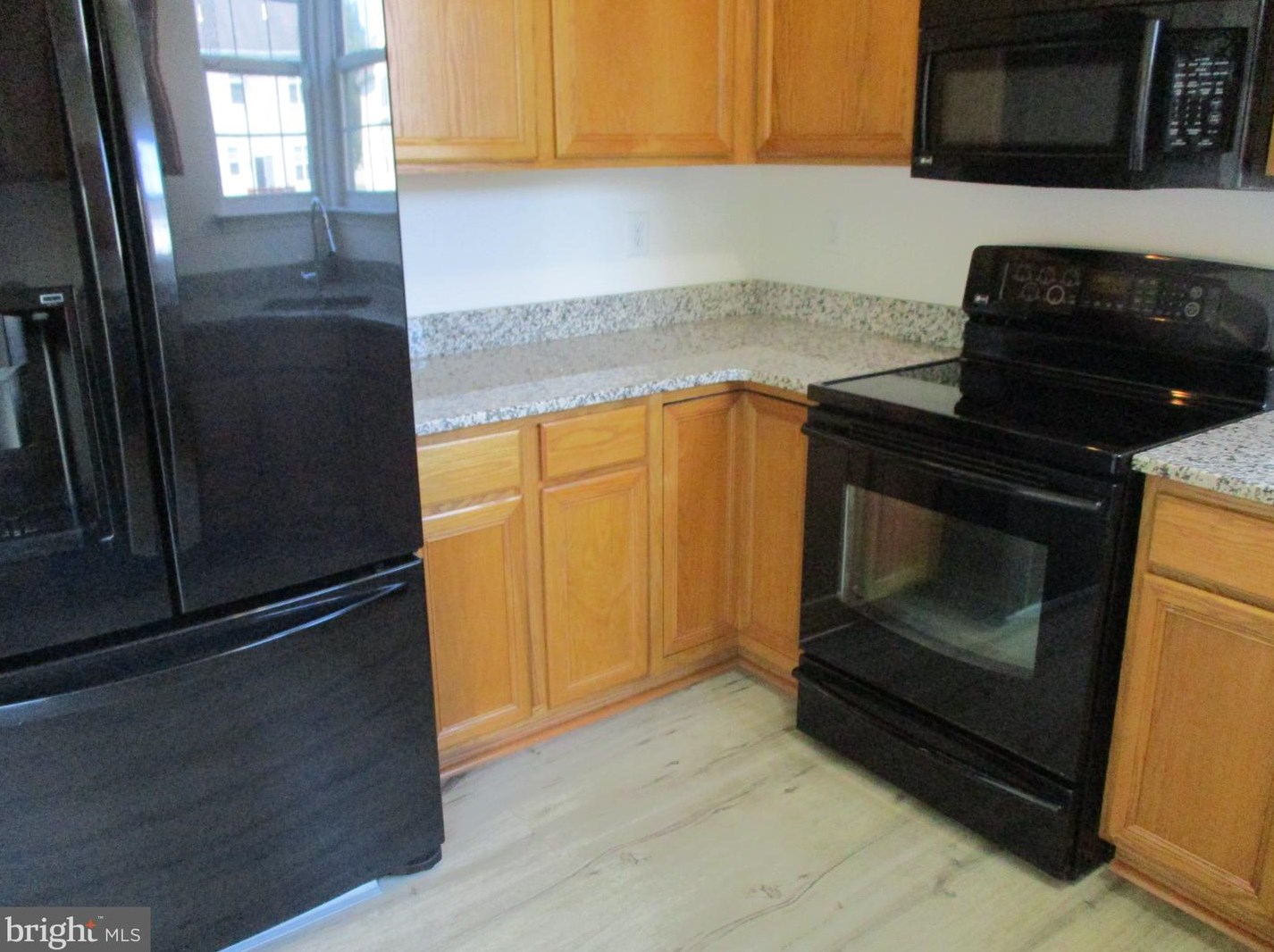 4 Lotus Cir, Bear DE  19701-6320 exterior