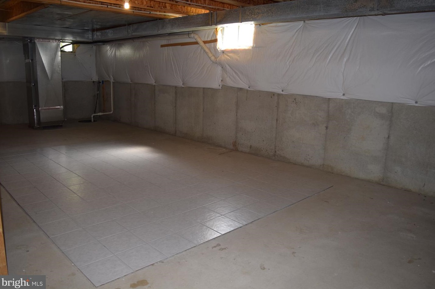 4 Lotus Cir, Bear DE  19701-6320 exterior