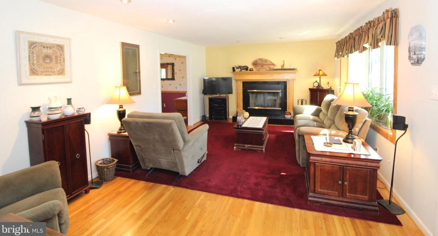 2617 Dartmouth Woods Rd, Wilmington, DE 19810