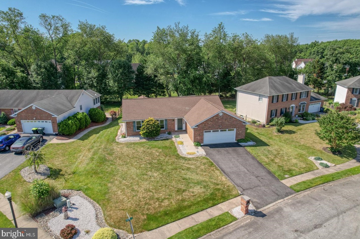 1 Tara Ct, Bear, DE 19701