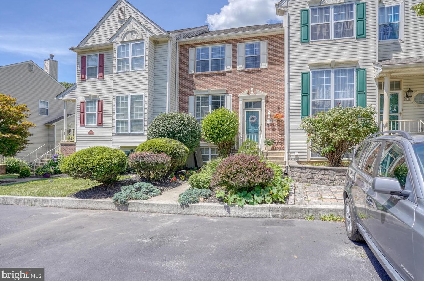 409 Woodstock Ln, Wilmington, DE 19808