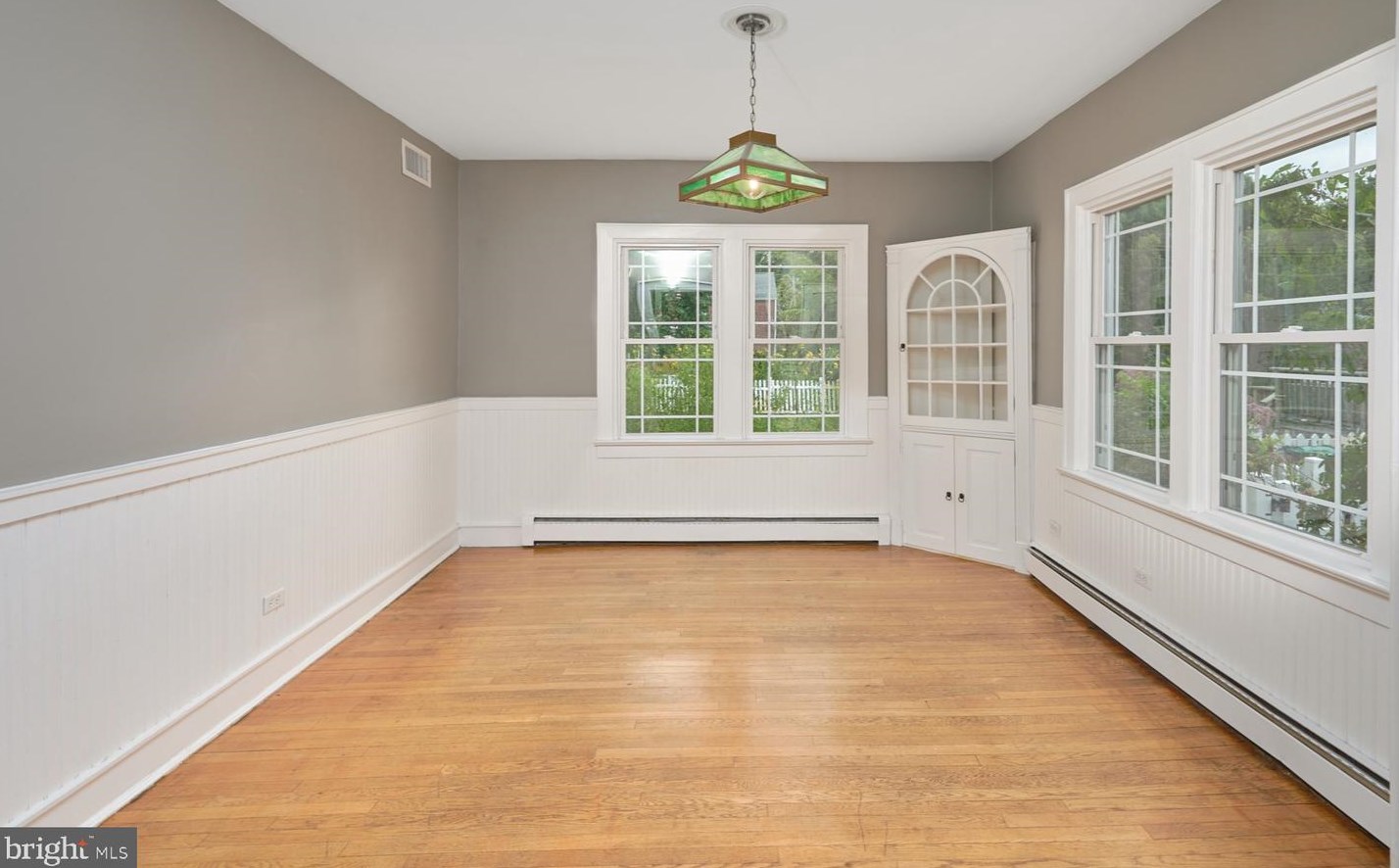 104 Mcdaniel Ave, Wilmington, DE 19803