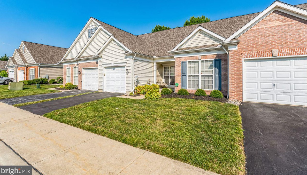 206 Derrickson St, Bear, DE 19701