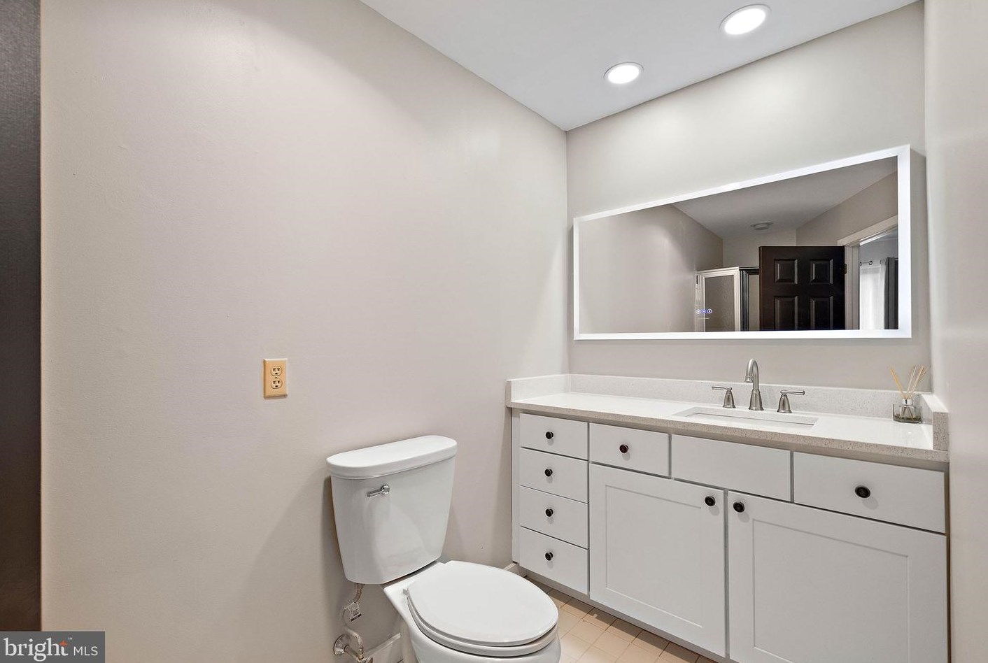 1205 Shallcross Ave, Wilmington DE  19806-3119 exterior