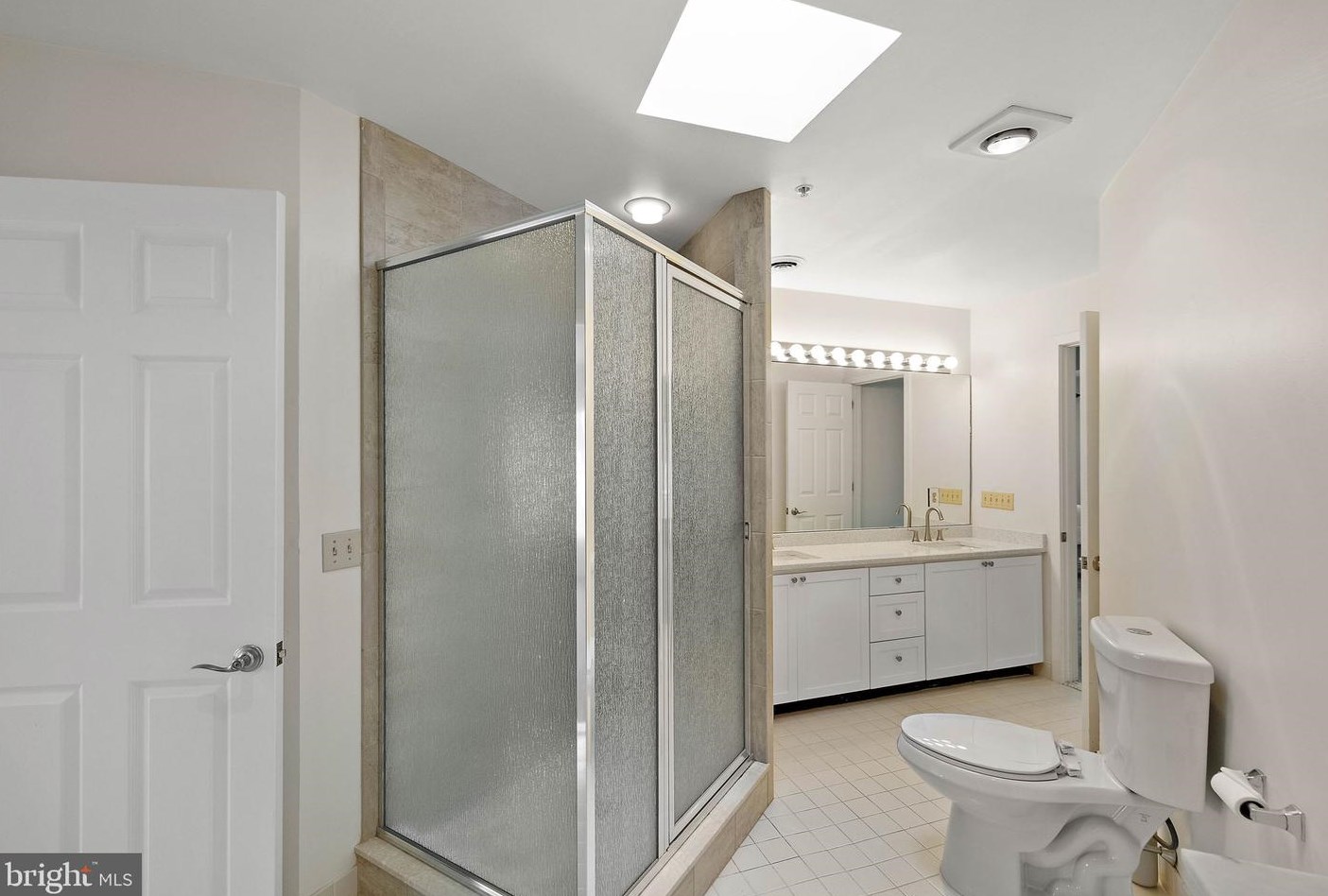 1205 Shallcross Ave, Wilmington DE  19806-3119 exterior