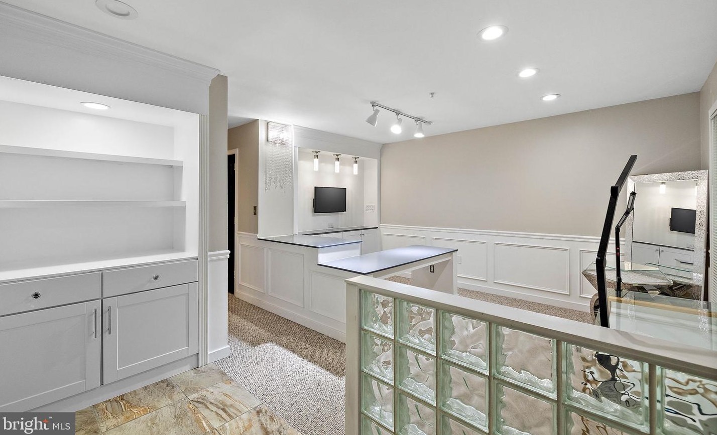 1205 Shallcross Ave, Wilmington DE  19806-3119 exterior