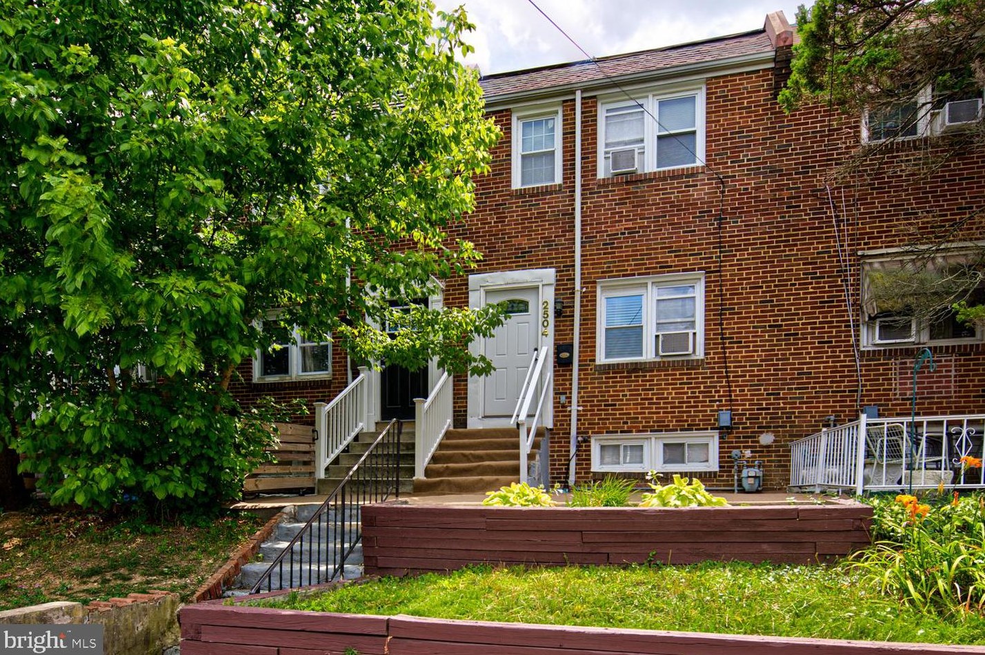 2504 Thatcher St, Wilmington, DE 19802