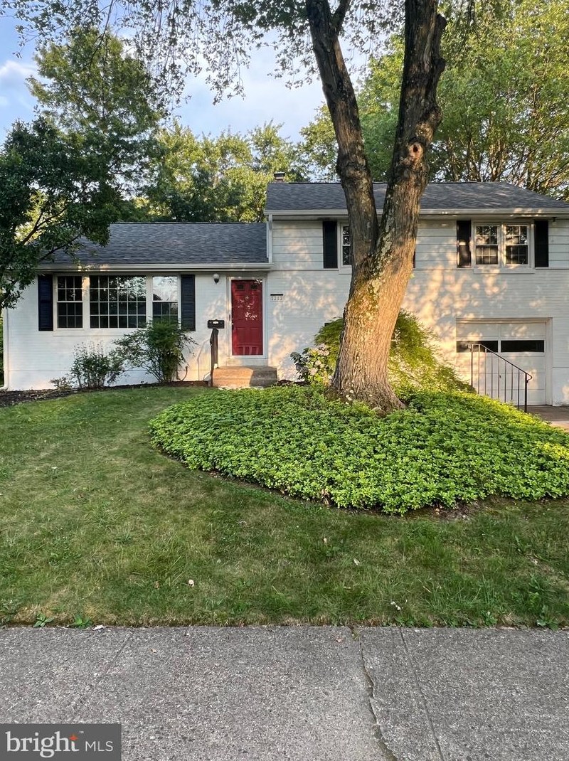 1212 Crestover Rd, Wilmington, DE 19803