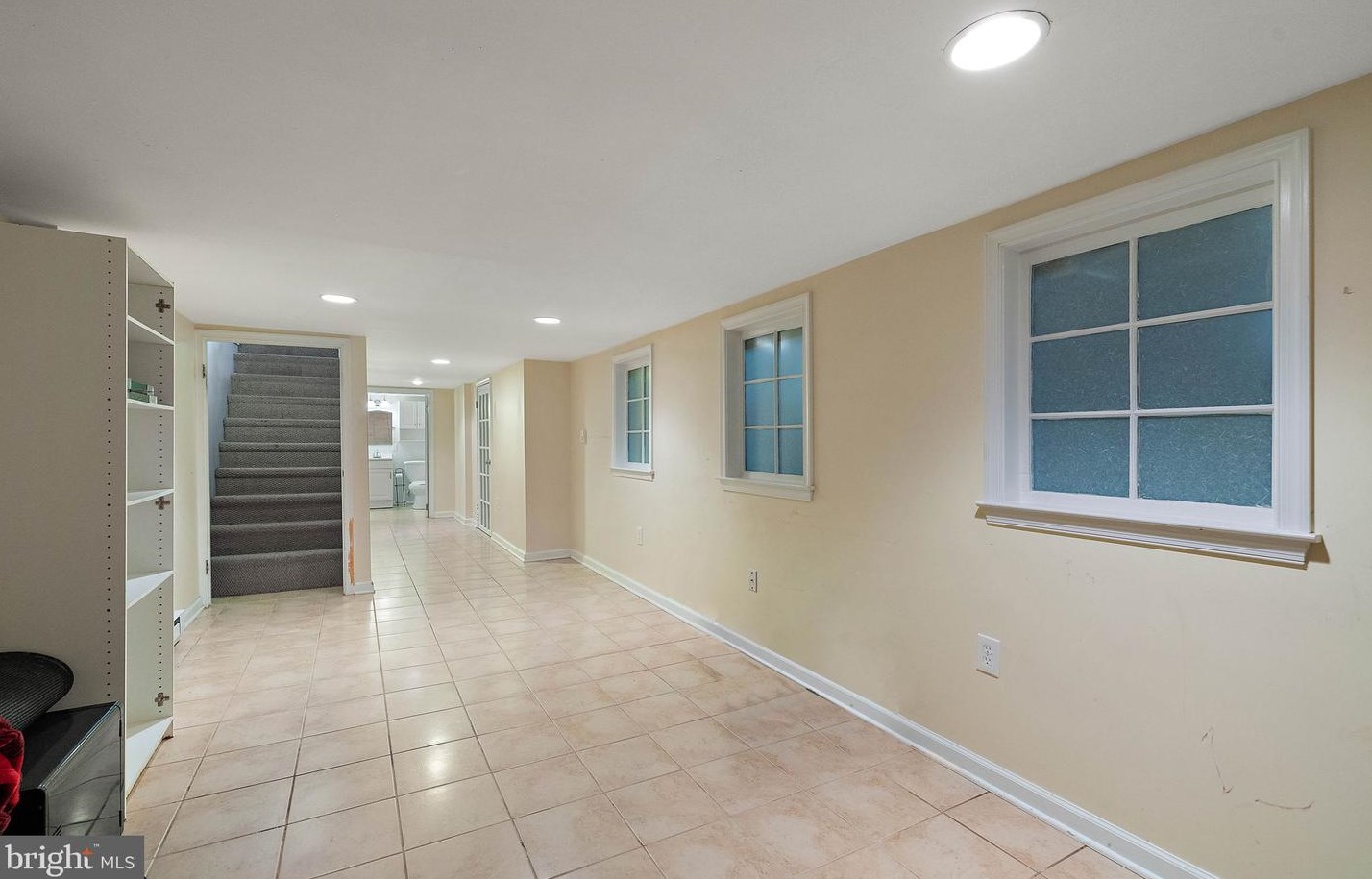 2422 Riddle Ave, Wilmington DE  19806-2127 exterior