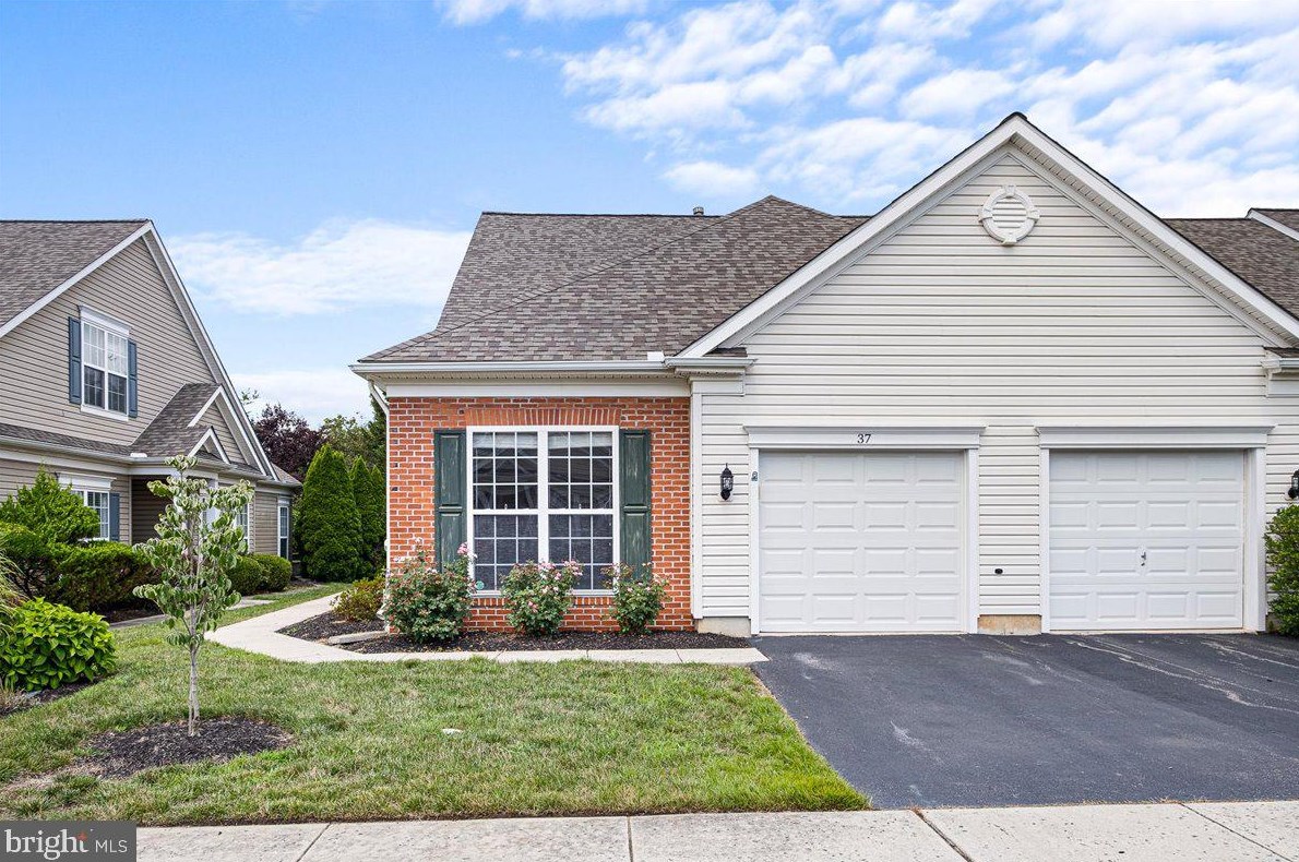 37 Jester St, Bear, DE 19701