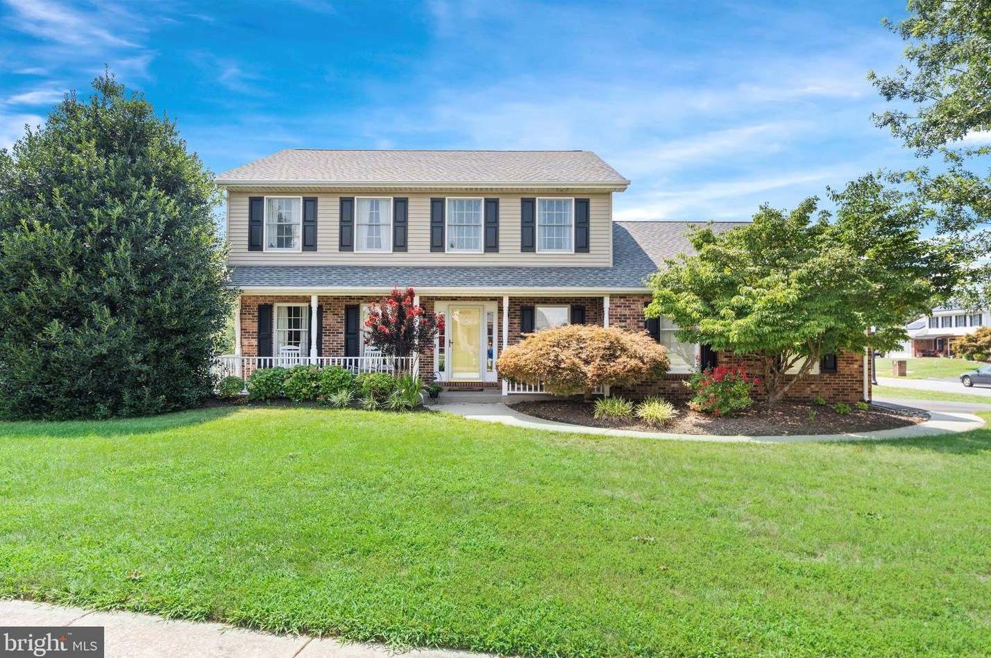 35 Monticello Dr, Bear, DE 19701