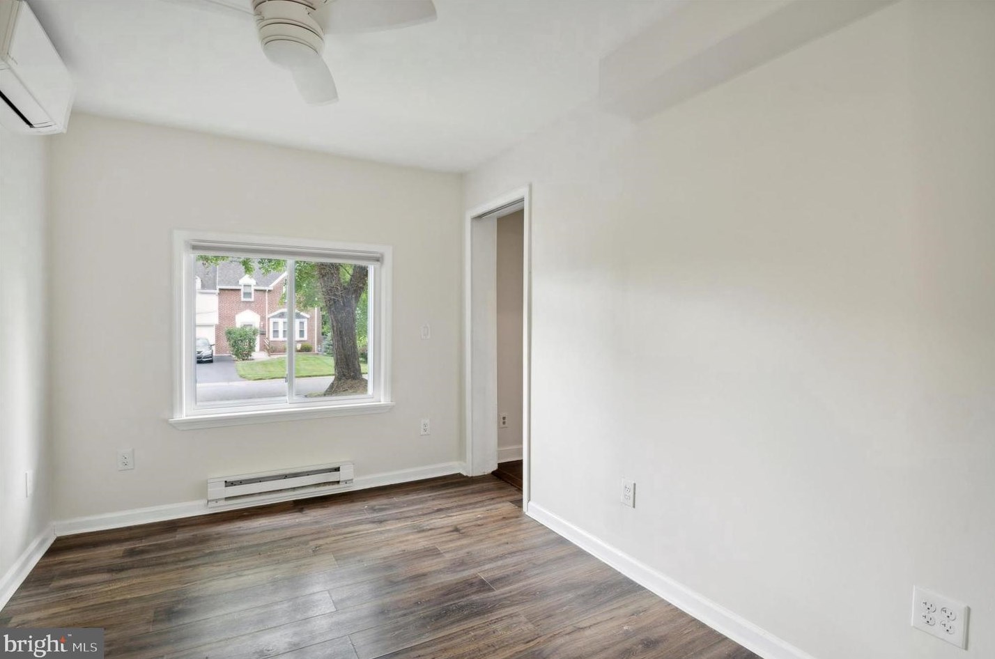 1545 Seton Dr, Wilmington DE  19809-2238 exterior