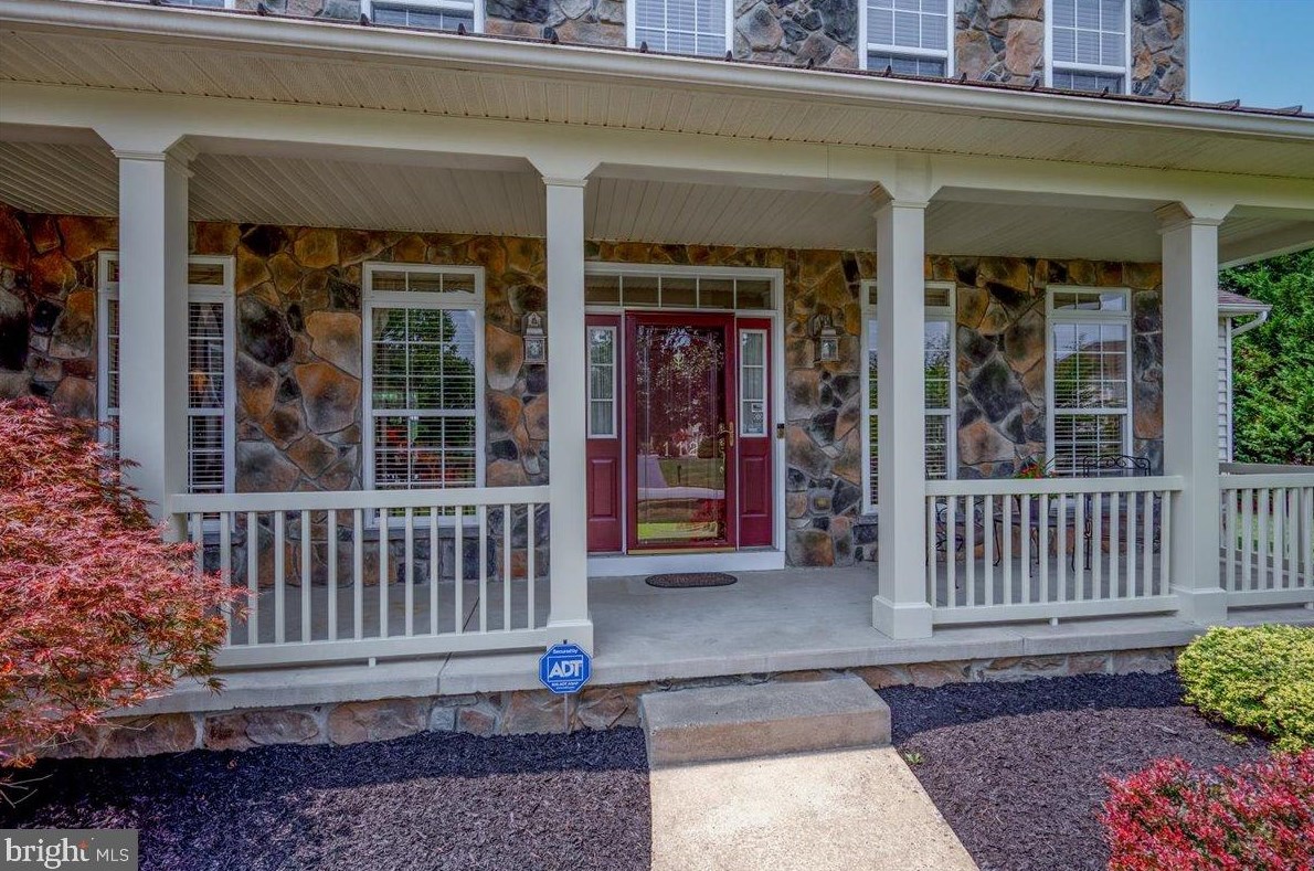 112 Canal Way, Newark, DE 19702-4840