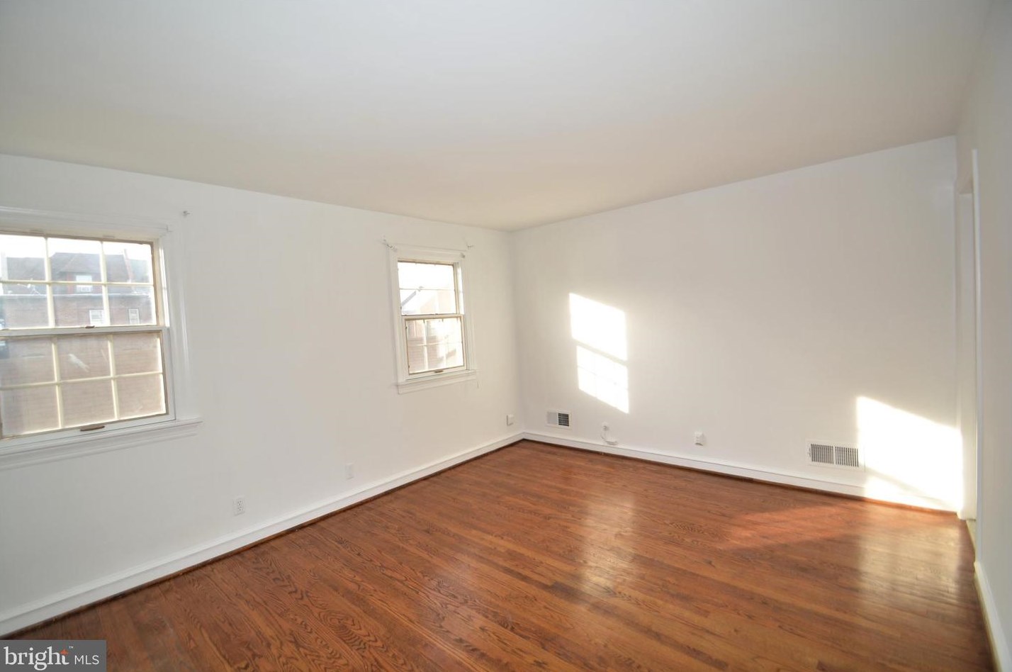 1133 Broom St, Wilmington DE  19806-4314 exterior