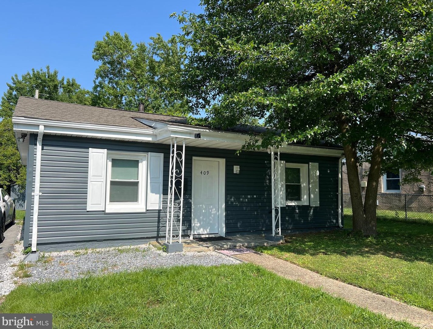 409 Bethune Dr, Wilmington, DE 19801