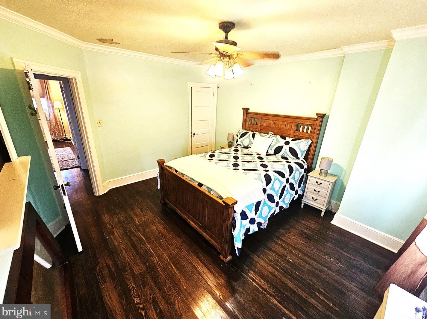 906 Rodney St, Wilmington DE  19806-4516 exterior