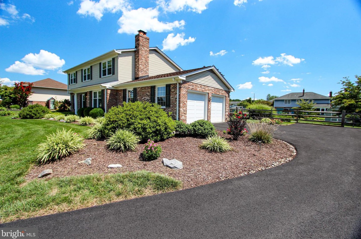107 Wortham Ln, Bear, DE 19701