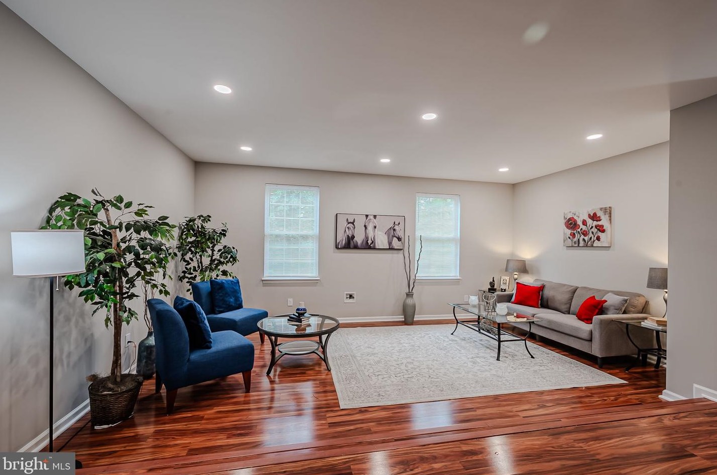44 E Mccaulley Ct, Wilmington, DE 19801