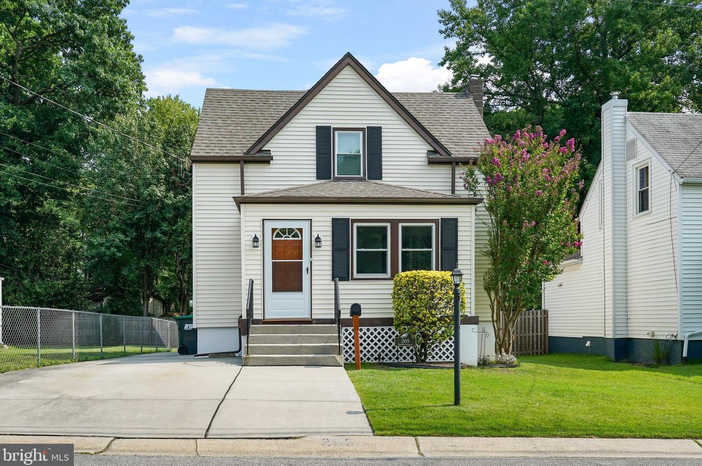205 Wyoming Ave, Wilmington, DE 19809