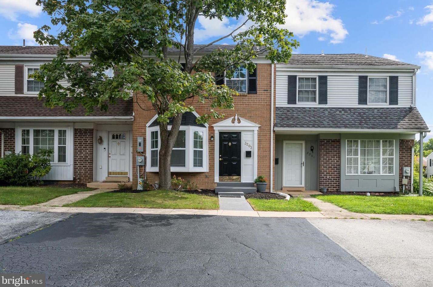 3203 Sapphire Ct, Wilmington, DE 19810