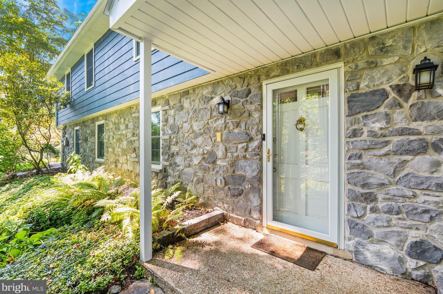 3323 Heritage Dr, Wilmington, DE 19808