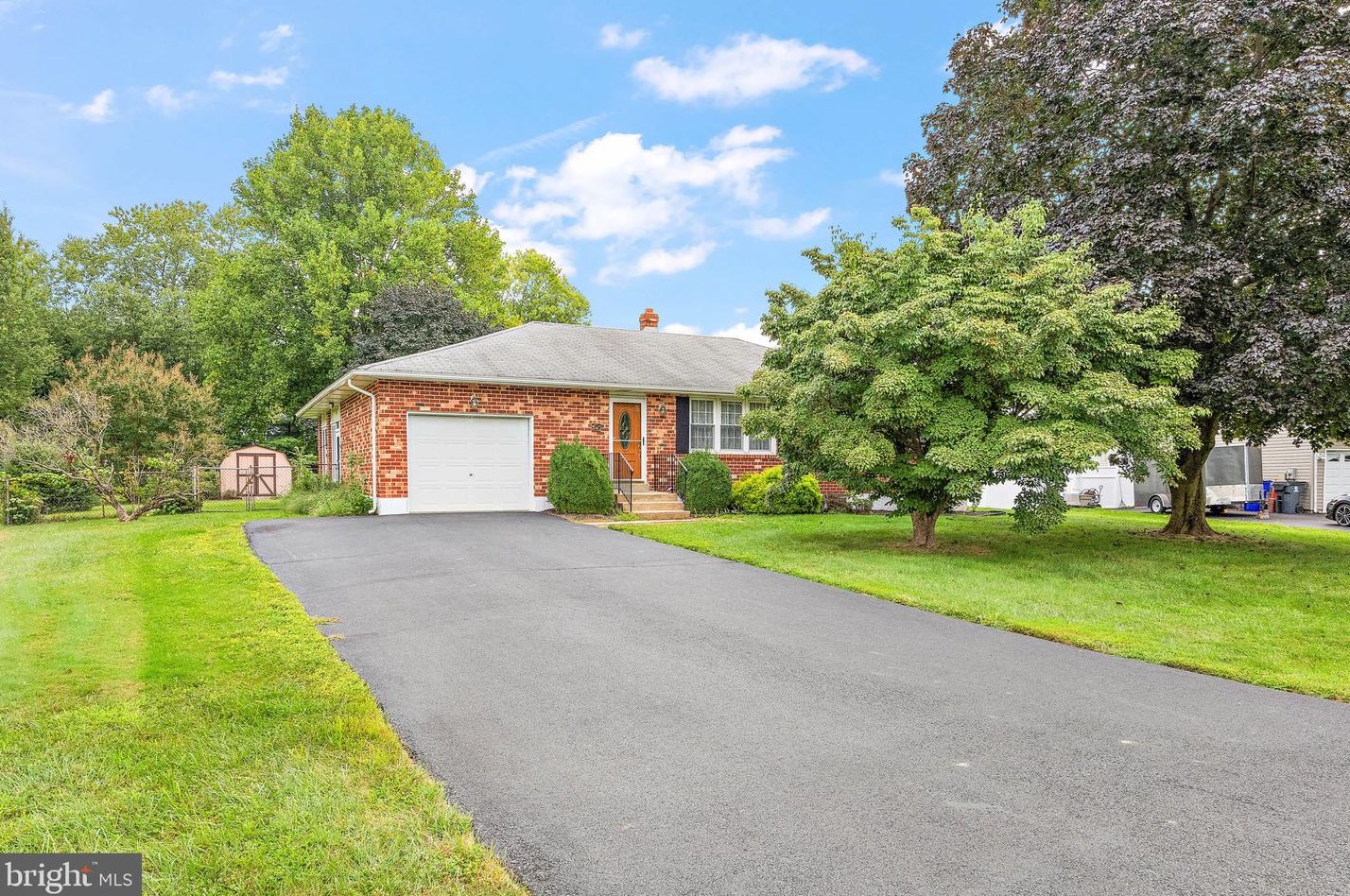 33 Rawlings Dr, Bear, DE 19701