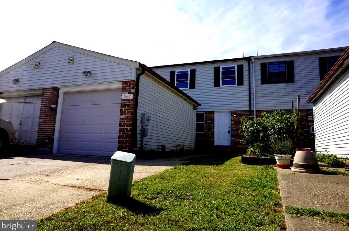 247 Shai Cir, Bear, DE 19701-3608