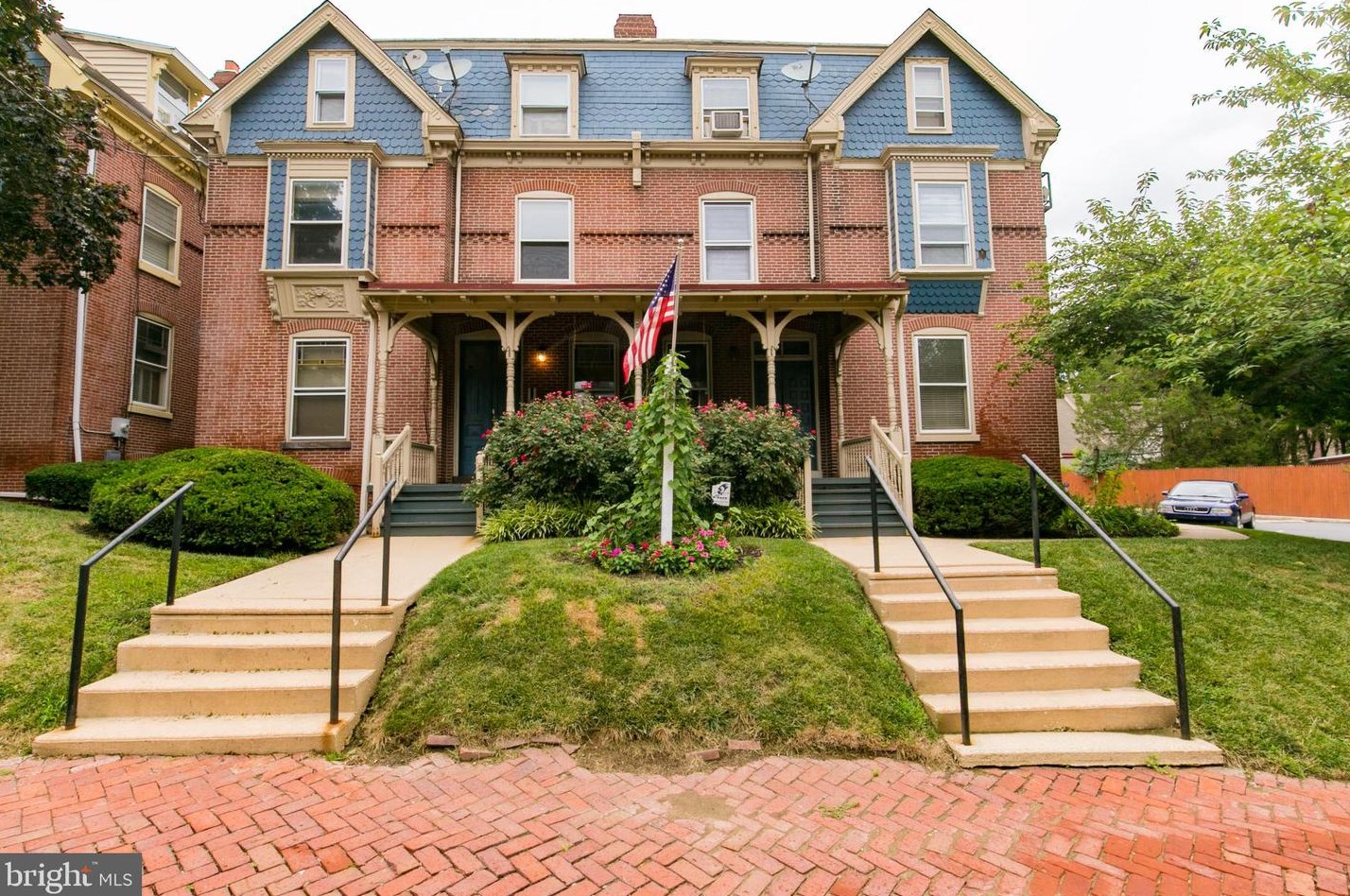 1305 W 13th St Apt 2, Wilmington, DE 19806