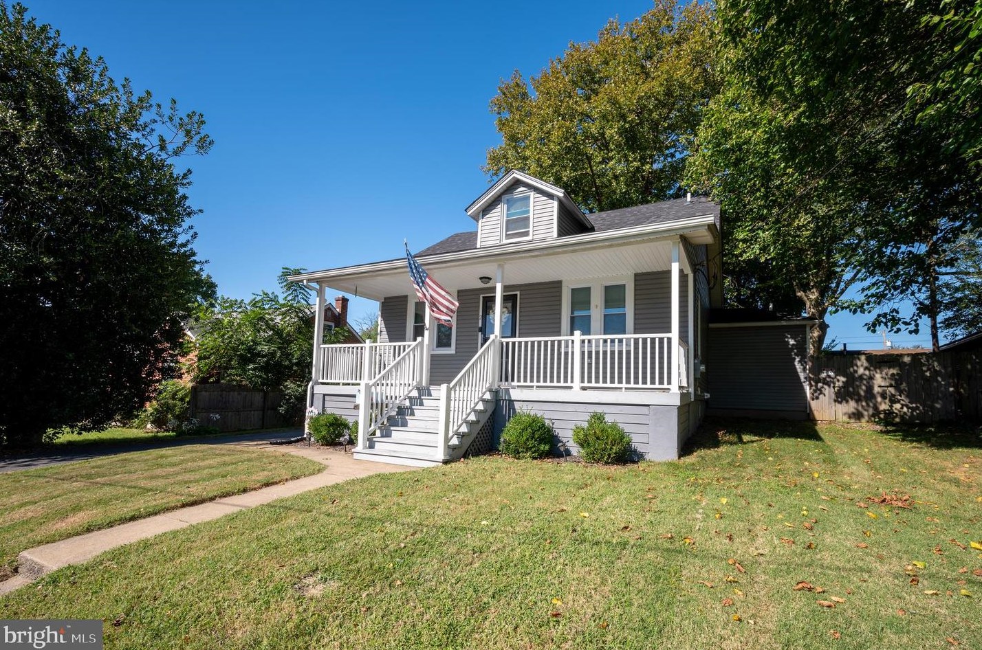 2 Harding Ave, Wilmington, DE 19804