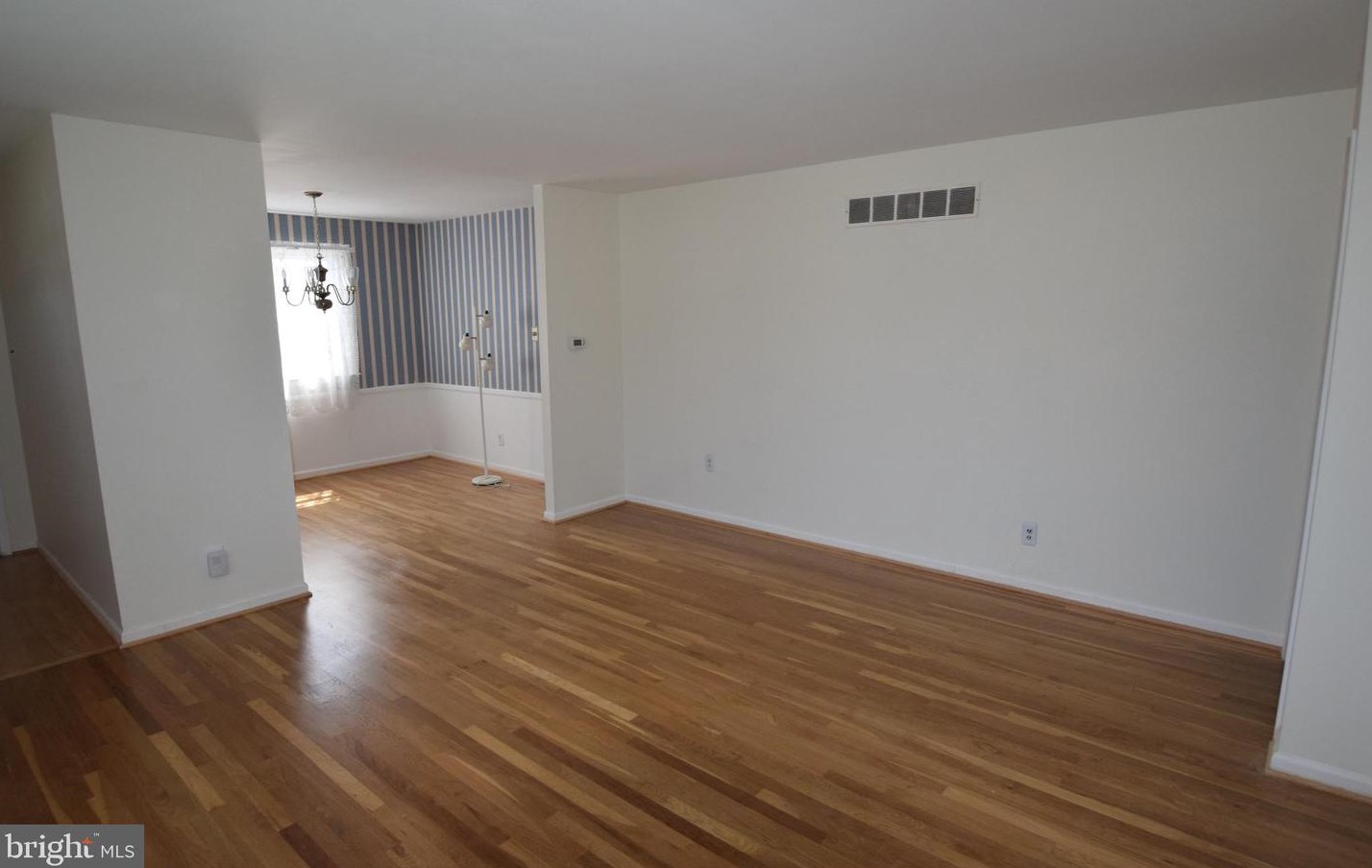 1702 Afton Dr, Wilmington, DE 19810