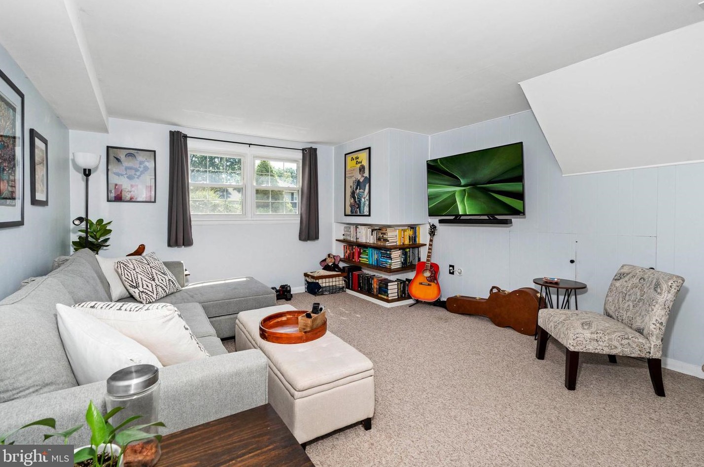 1019 Graylyn Rd, Wilmington DE  19803-3332 exterior