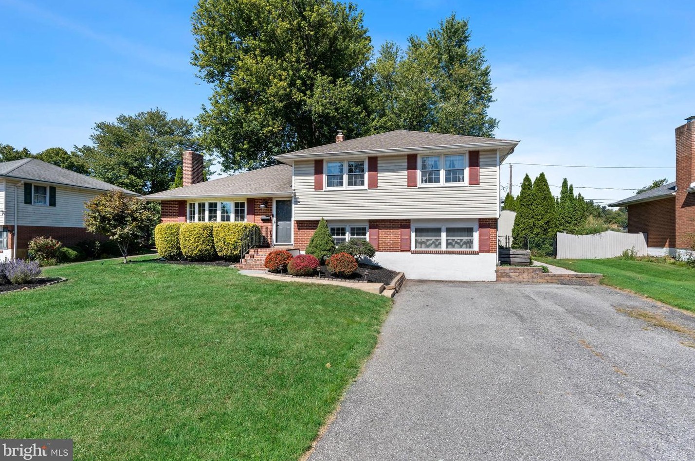 1019 Graylyn Rd, Wilmington DE  19803-3332 exterior