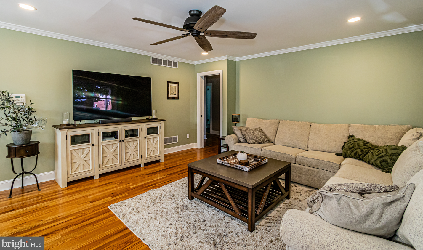 1621 Windsor Ave, Wilmington, DE 19804-3518